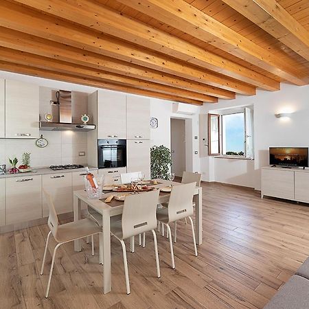 Villa Casa Rossa - Regarda Travel Bardolino Esterno foto