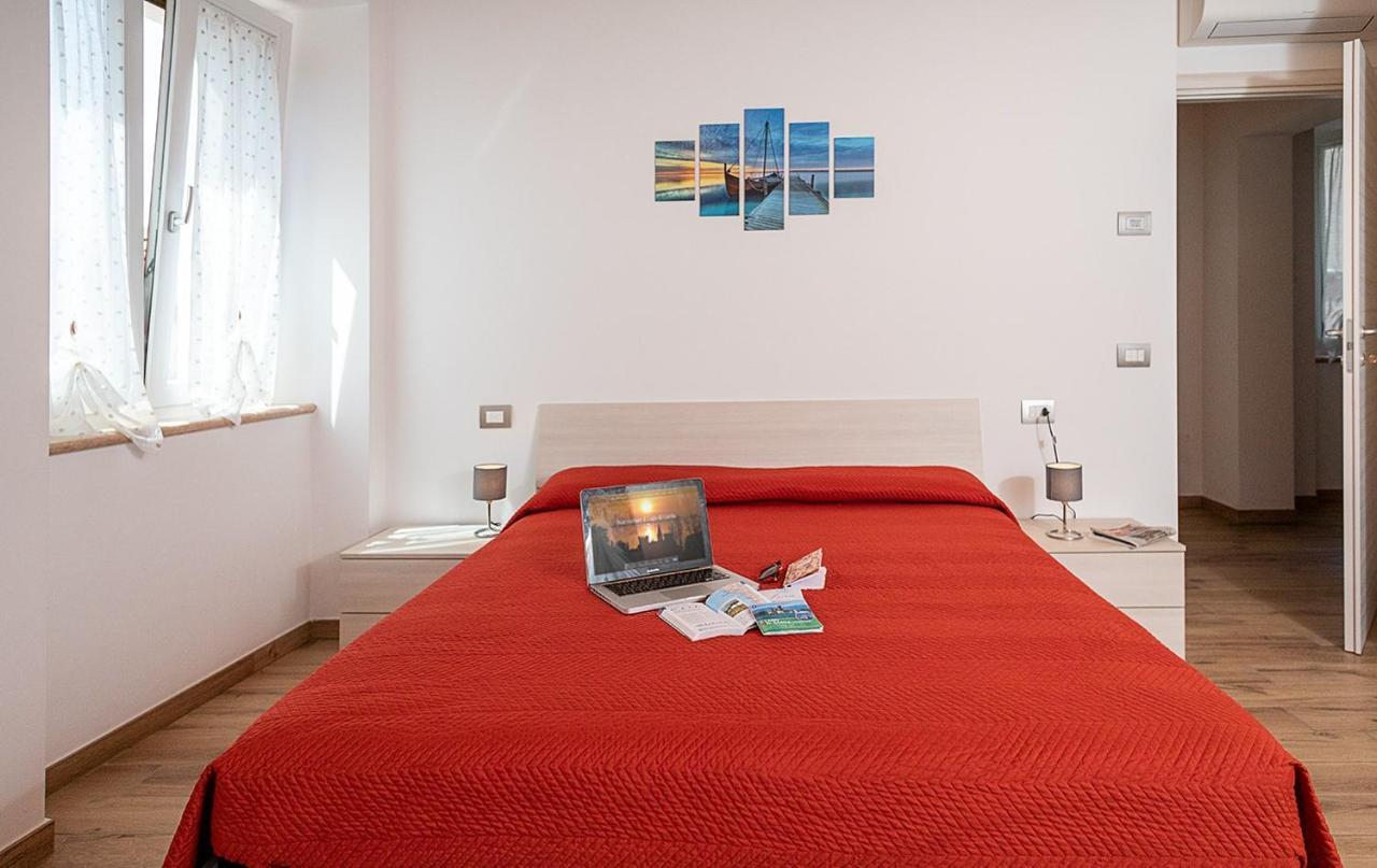 Villa Casa Rossa - Regarda Travel Bardolino Esterno foto