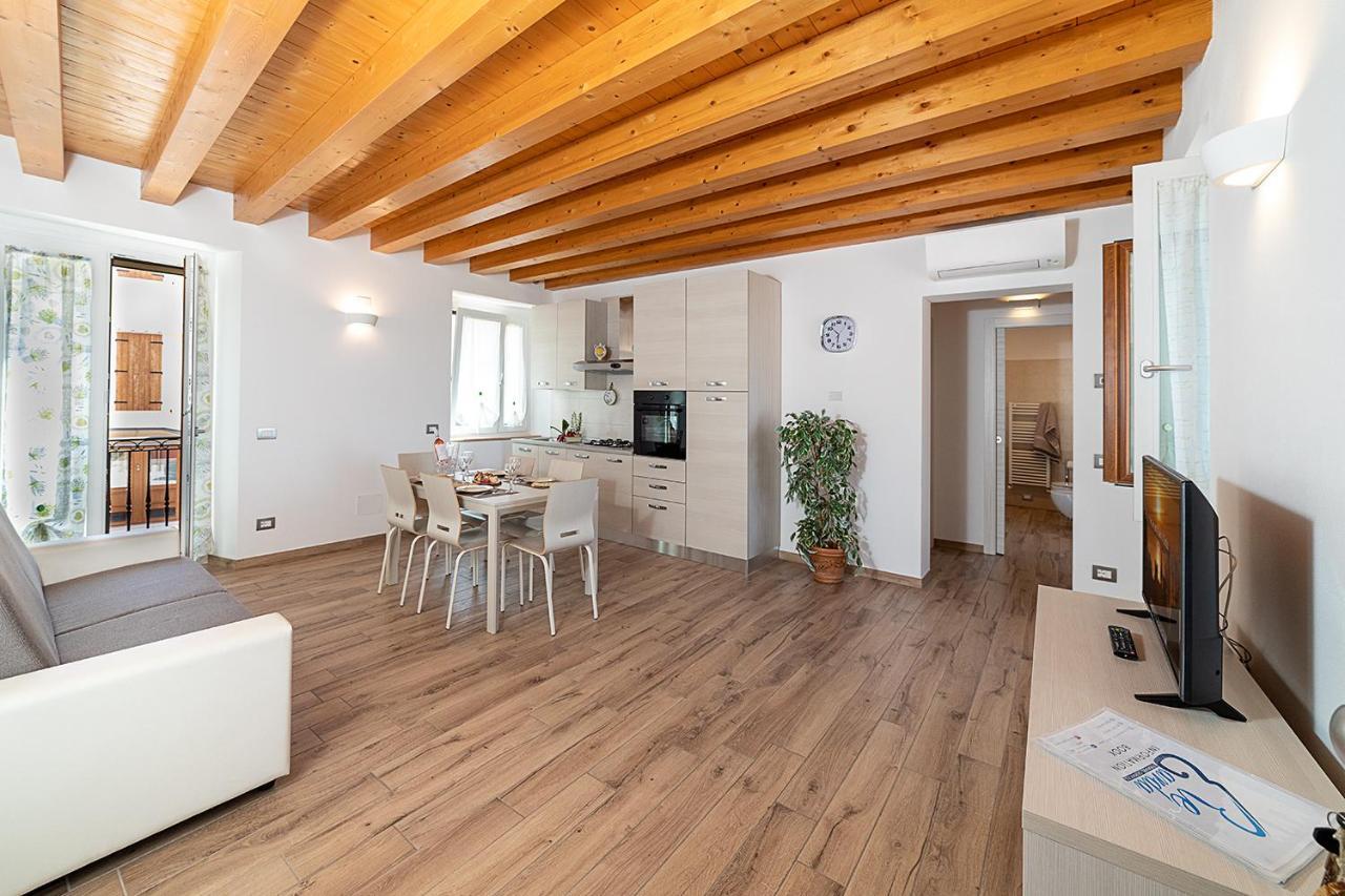 Villa Casa Rossa - Regarda Travel Bardolino Esterno foto