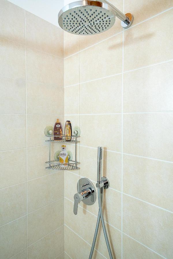 Villa Casa Rossa - Regarda Travel Bardolino Esterno foto