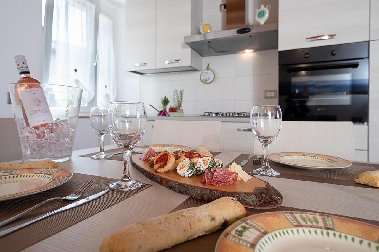 Villa Casa Rossa - Regarda Travel Bardolino Esterno foto