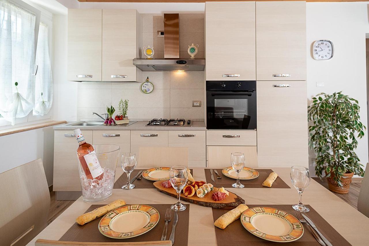 Villa Casa Rossa - Regarda Travel Bardolino Esterno foto