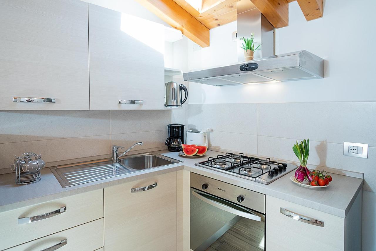 Villa Casa Rossa - Regarda Travel Bardolino Esterno foto