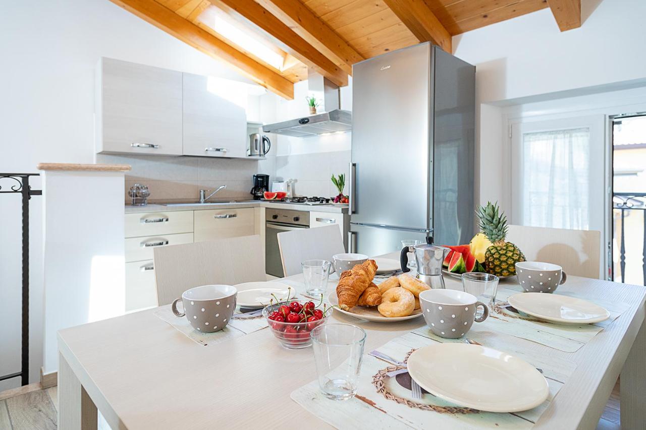 Villa Casa Rossa - Regarda Travel Bardolino Esterno foto