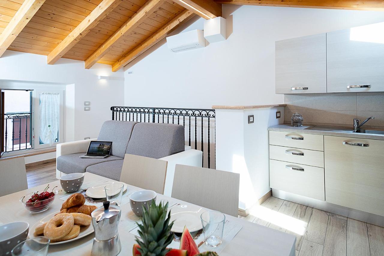 Villa Casa Rossa - Regarda Travel Bardolino Esterno foto